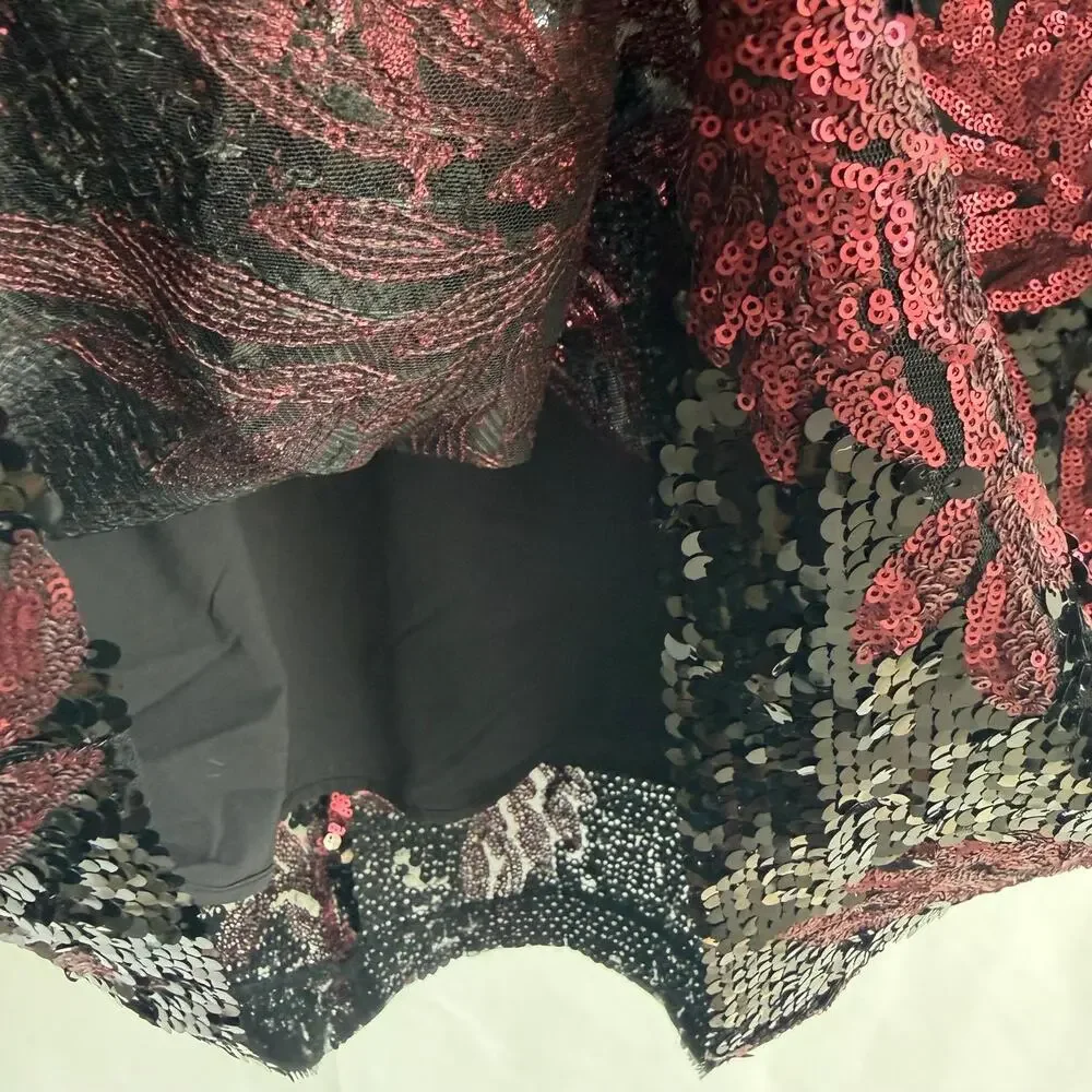 NWT Neiman Marcus Sequin Cocktail Dress Size 10 Split Sleeve maroon black Party